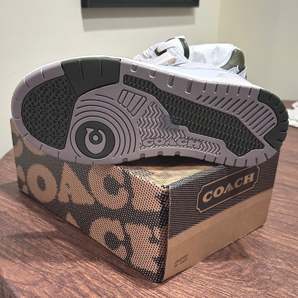 Coach Soho Sneaker in Olive/Optic White - Women's Size 7 - Picture 11 of 15